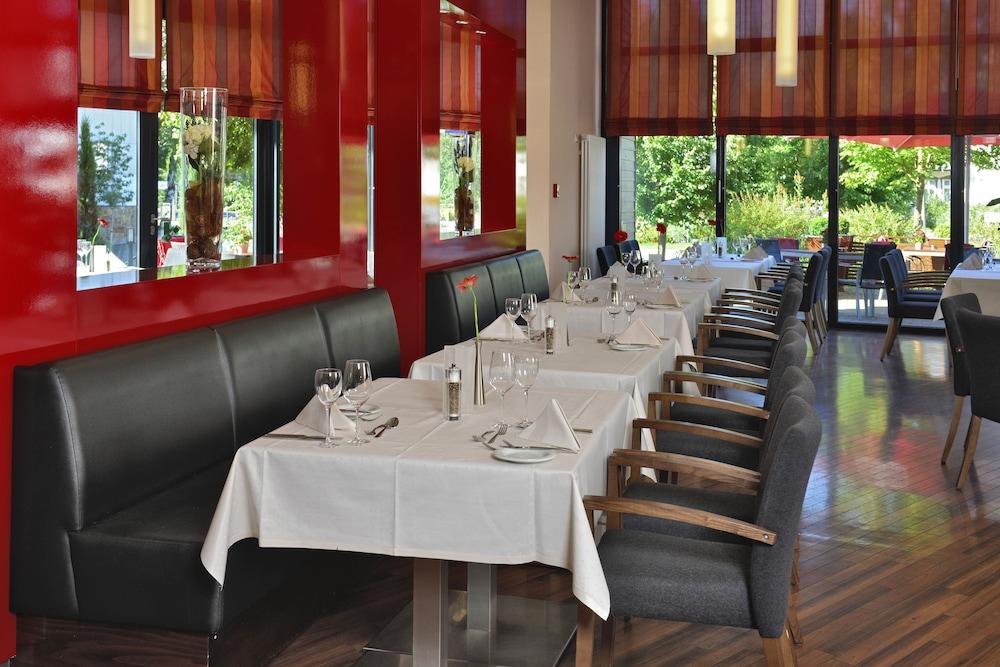 Western Konrad Zuse Hotel 4*